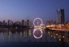 不卡在线日韩av-探索网络内容多样性的重要性，理性视角下的娱乐选择
